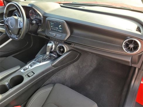 Used 2018 Chevrolet Camaro LT w/ RS Package image 11