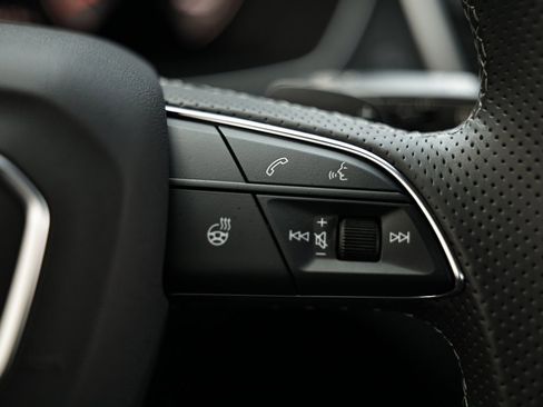 Used 2024 Audi SQ5 Premium Plus w/ Premium Plus Package image 34