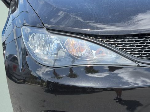 Used 2024 Chrysler Voyager LX FWD image 26