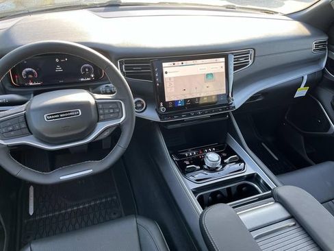New 2026 Jeep Grand Wagoneer 4WD image 13