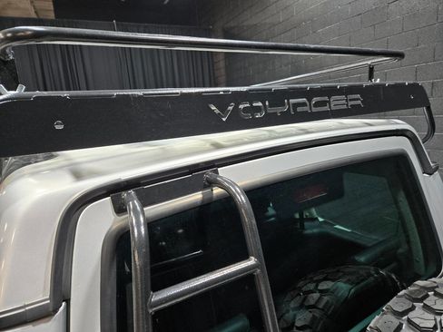 Used 2004 Land Rover Discovery SE image 21