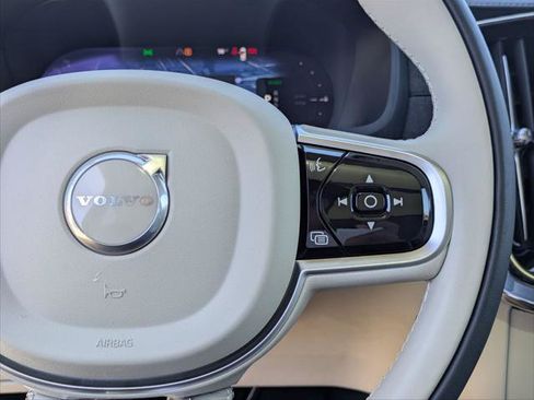 Used 2026 Volvo XC90 T8 Ultra w/ Protection Package Premier AWD/4WD image 15