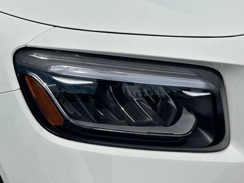 New 2025 Mercedes-Benz GLB 35 AMG 4MATIC image 10