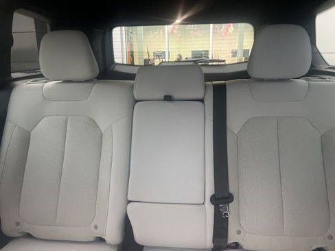 New 2026 Jeep Cherokee Laredo image 18