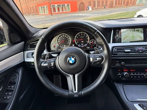 Used 2014 BMW M5 image 19