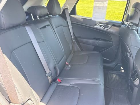 Used 2024 Kia Sportage EX w/ EX Premium Package AWD/4WD image 11
