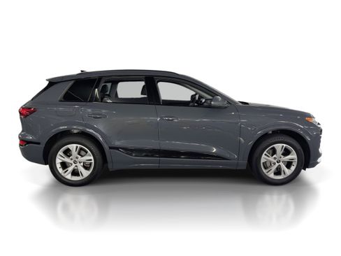 Certified 2025 Audi Q6 e-tron Premium w/ Convenience Package image 8