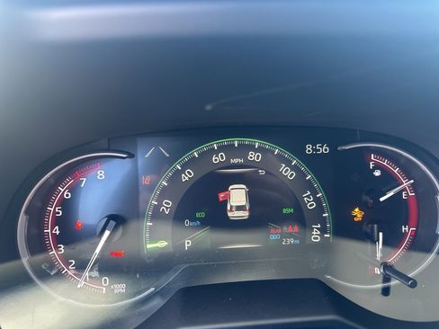 Used 2025 Toyota RAV4 XLE w/ Convenience Package image 15