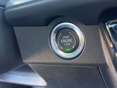 New 2026 Chevrolet Traverse LT w/ Sun and Wheel Package image 24