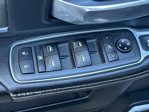 Used 2020 RAM 3500 Laramie AWD/4WD image 12