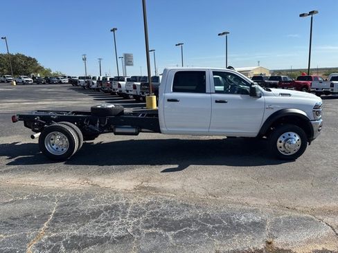 New 2026 RAM 4500 Tradesman w/ Chrome Appearance Group image 6