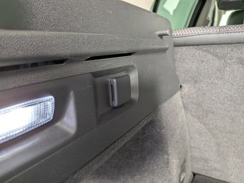 Used 2022 Buick Envision Preferred image 9