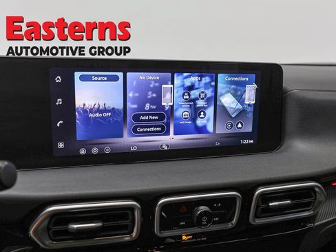 Used 2026 Nissan Sentra SR w/ Floor Mat Package FWD image 18