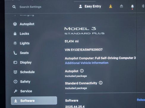 Used 2021 Tesla Model 3 Standard Range Plus image 30