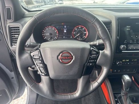 Used 2023 Nissan Frontier PRO-4X w/ Pro-4X Premium Package image 11
