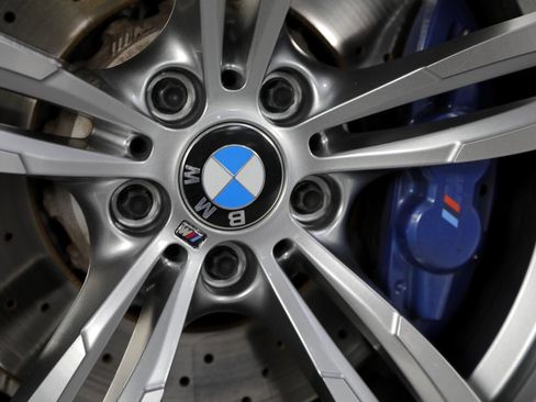 Used 2015 BMW M3 RWD image 14