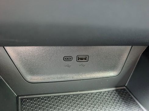 New 2026 Chevrolet Equinox RS w/ Safety and Technology Package FWD image 27