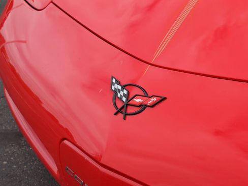 Used 1999 Chevrolet Corvette Convertible w/ Memory Pkg RWD image 15