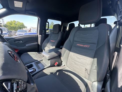 Used 2023 Nissan Frontier PRO-4X w/ Technology Package AWD/4WD image 2