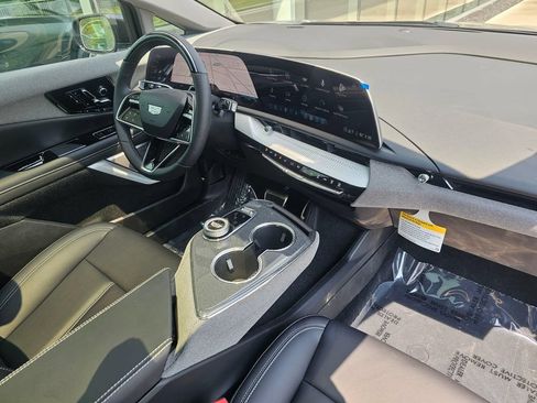 New 2026 Cadillac Optiq Luxury 1 AWD/4WD image 10