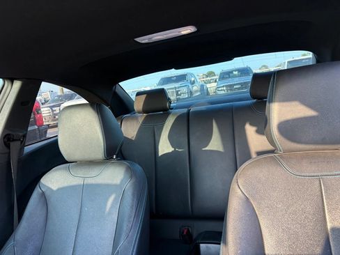 Used 2017 BMW M2 RWD image 11