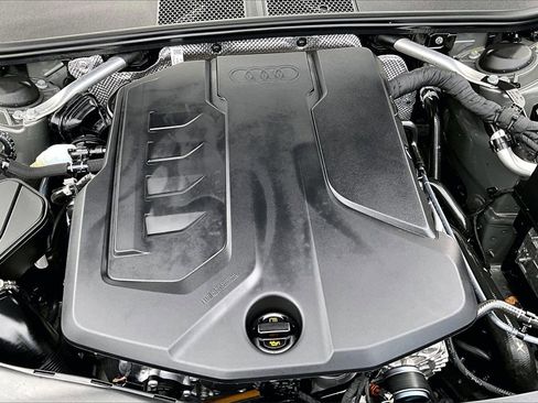 Used 2025 Audi A5 2.0T Premium w/ Convenience Package image 31