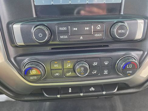 Used 2018 Chevrolet Silverado 1500 LT w/ All Star Edition RWD image 20