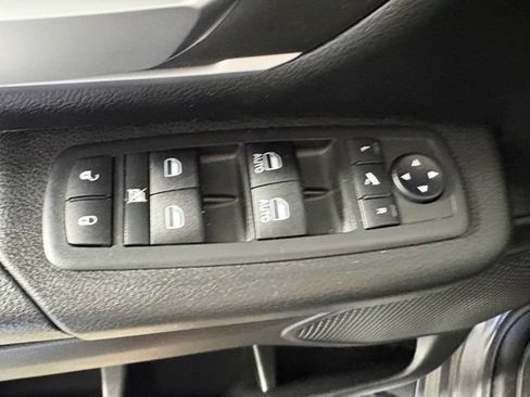 Used 2020 RAM 1500 Big Horn AWD/4WD image 24