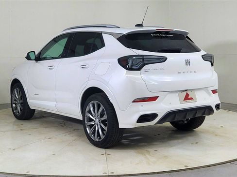 Used 2026 Buick Encore GX Avenir w/ Avenir Technology Package image 5