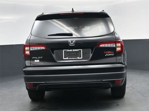 Used 2022 Honda Pilot TrailSport image 13