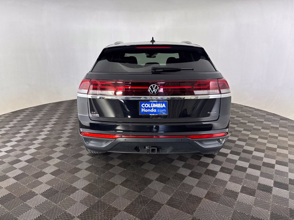Used 2025 Volkswagen Atlas Cross Sport SE AWD/4WD image 10
