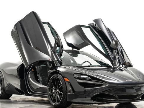 Used 2019 McLaren 720S Luxury image 32