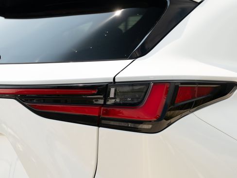 Used 2025 Lexus NX 350h AWD w/ Accessory Package (2T) image 26