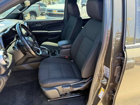 Certified 2023 Chevrolet Colorado LT AWD/4WD image 29