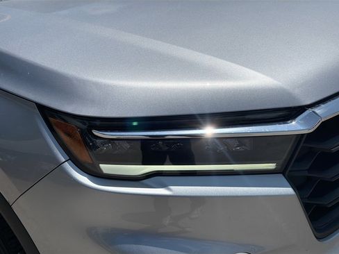 Used 2025 Honda Pilot EX-L image 32