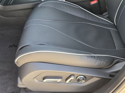 New 2026 Acura RDX SH-AWD w/ Advance Package image 17