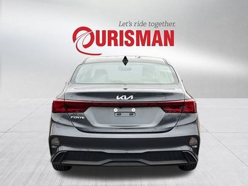 Certified 2023 Kia Forte LXS image 3