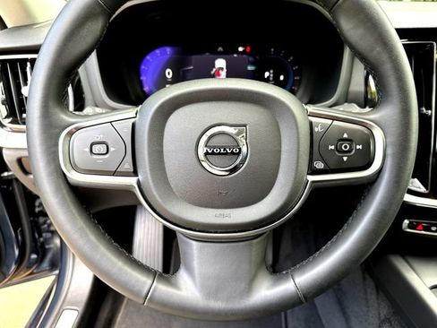 Used 2024 Volvo S60 B5 Core AWD/4WD image 10