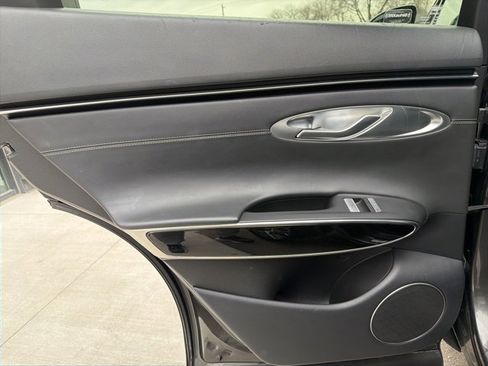 Used 2025 Genesis GV70 2.5T image 18