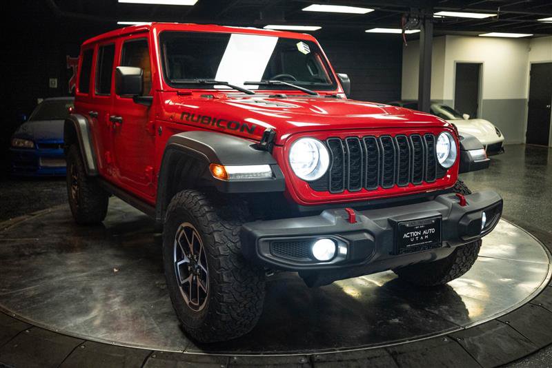 Used 2025 Jeep Wrangler Unlimited Rubicon AWD/4WD image 5