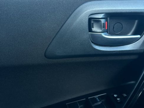 Used 2018 Toyota Corolla iM image 13