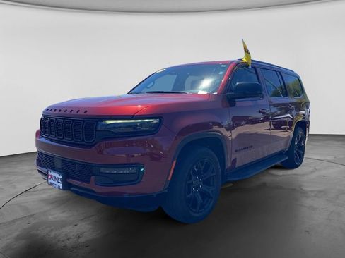 Used 2023 Jeep Wagoneer Series II AWD/4WD image 14