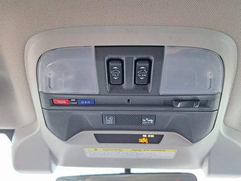 Certified 2020 Subaru Crosstrek 2.0i Limited w/ Moonroof Package image 22