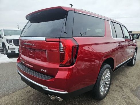 New 2026 GMC Yukon XL Denali w/ Sun & Power Step Package image 5