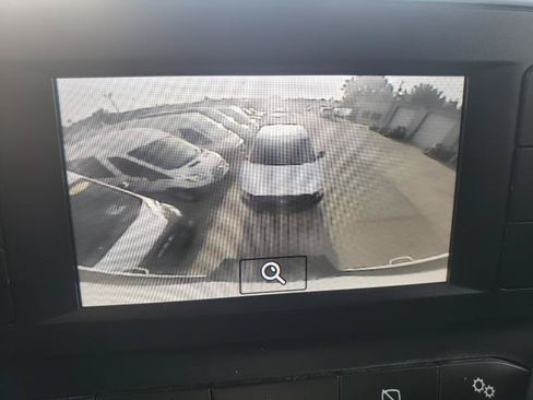 Used 2022 Ford Transit 350 DRW RWD image 17