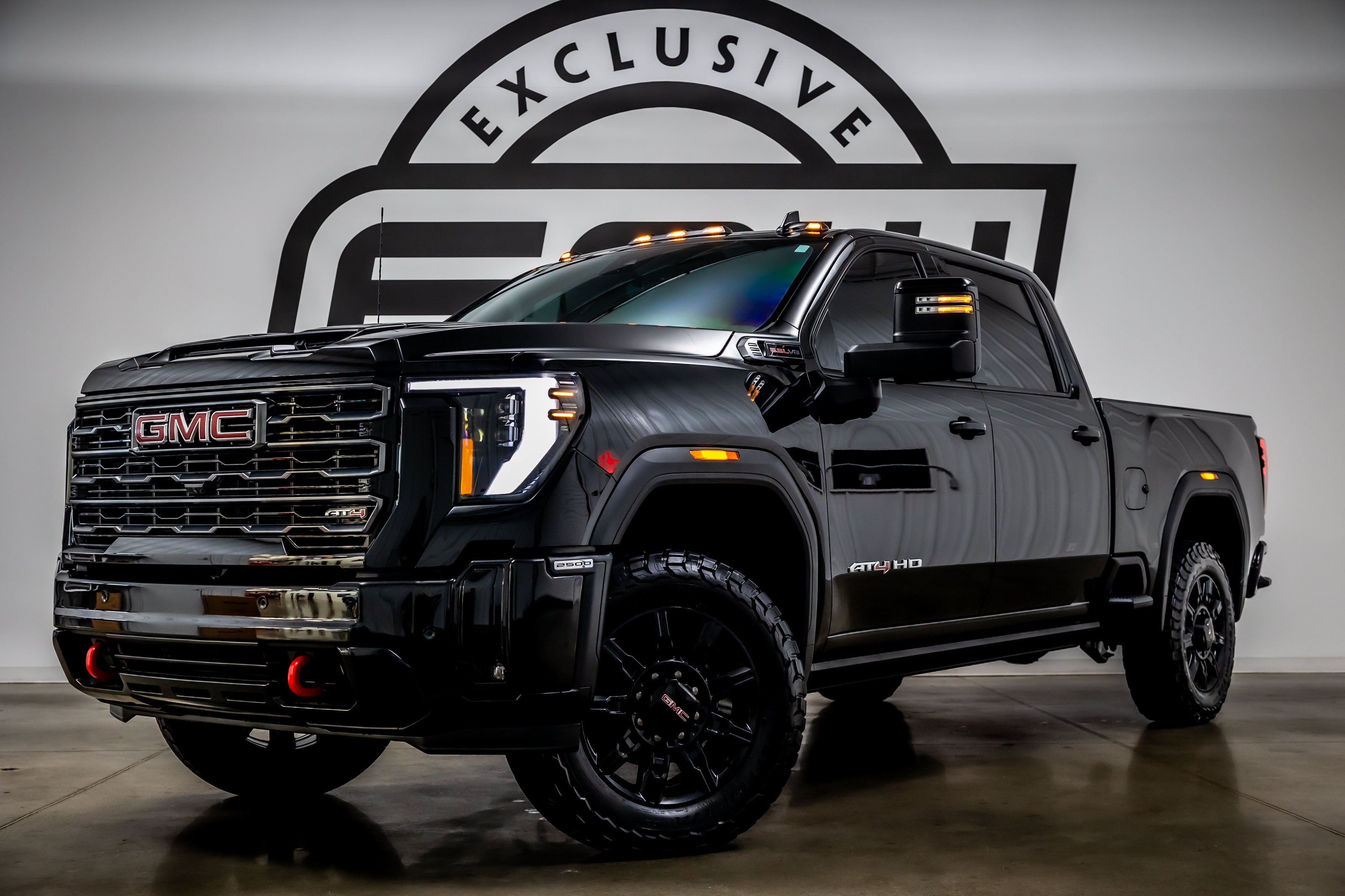 Used 2026 GMC Sierra 2500 AT4 w/ AT4 Premium Plus Package AWD/4WD image 1