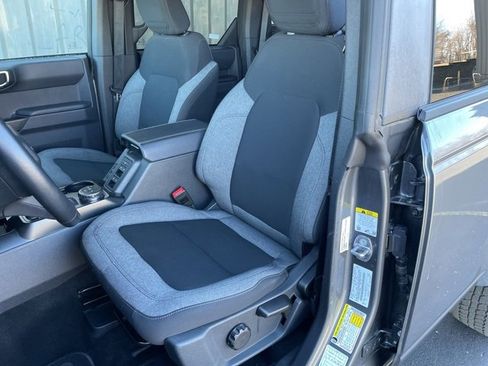 Used 2025 Ford Bronco Big Bend image 21