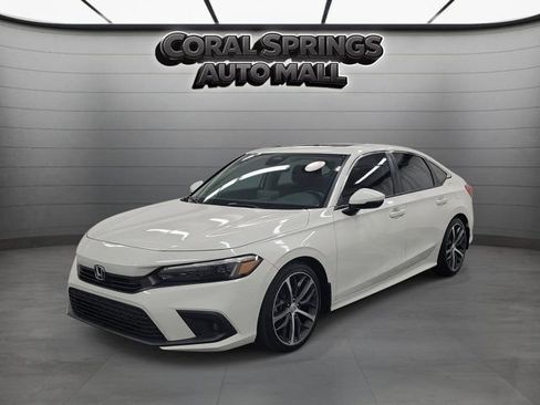 Certified 2024 Honda Civic Touring image 3