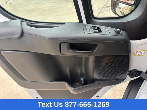 Used 2025 RAM ProMaster 2500 w/ Convenience Group FWD image 18