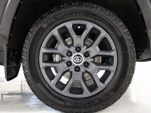 Used 2022 Toyota Tundra Platinum image 74